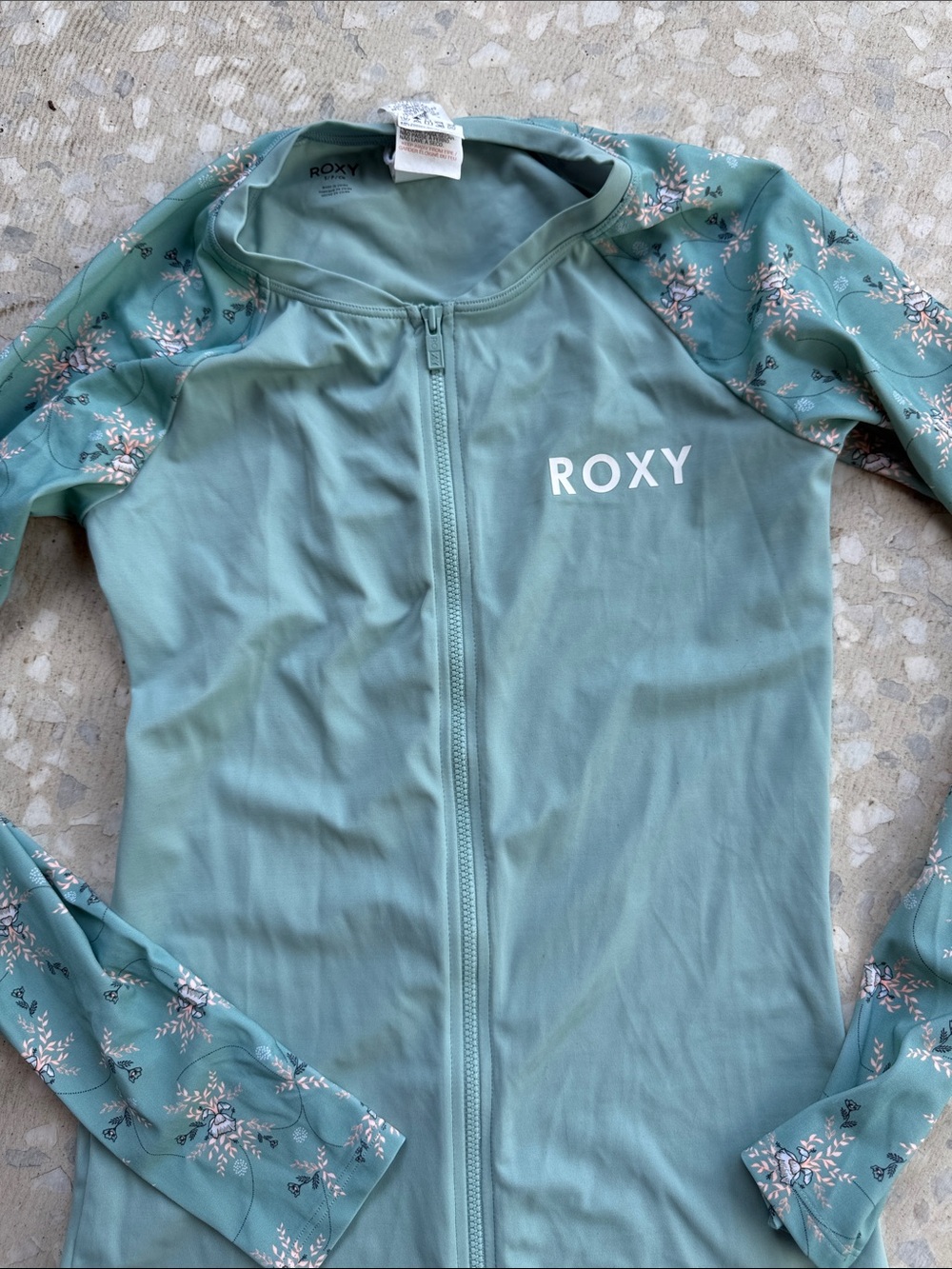 Roxy Teal Zip-Front Floral-Sleeve Rash Guard